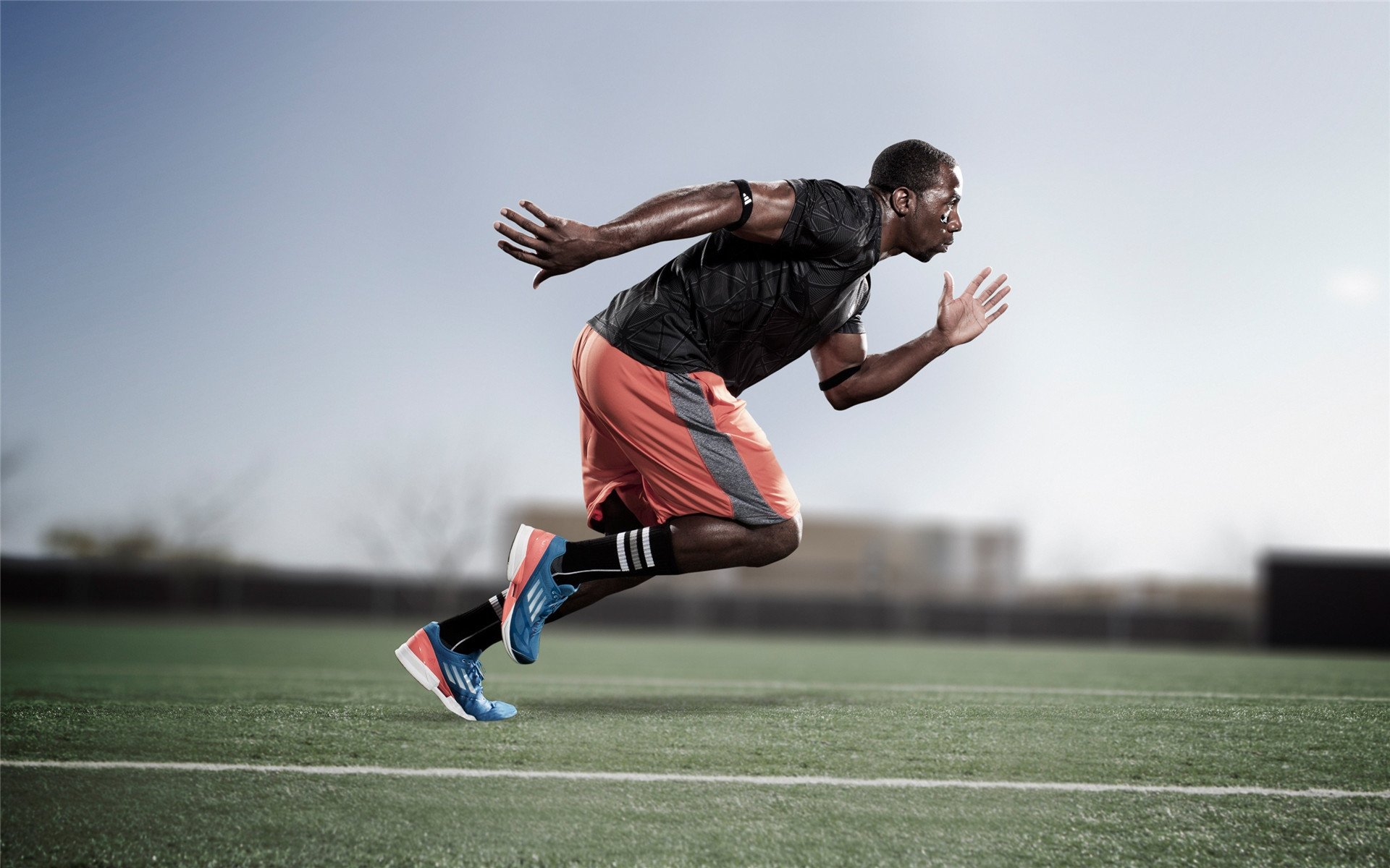 融合“足球+科技+旅游”产业链示范项目在行业中持续推进,行业空间不断扩展